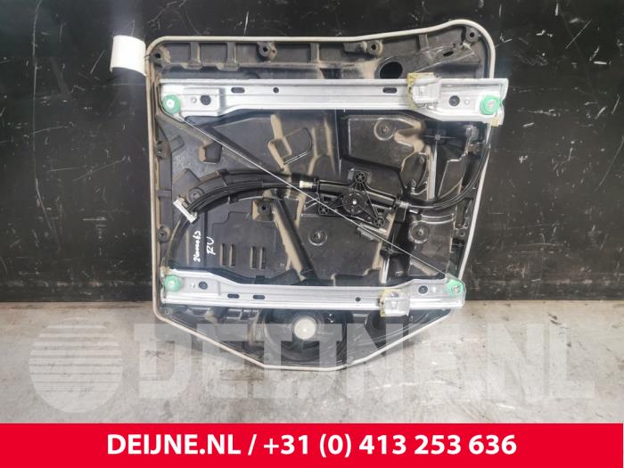 Mercedes Vito Ruitmechaniek 2Deurs rechts-voor O209843