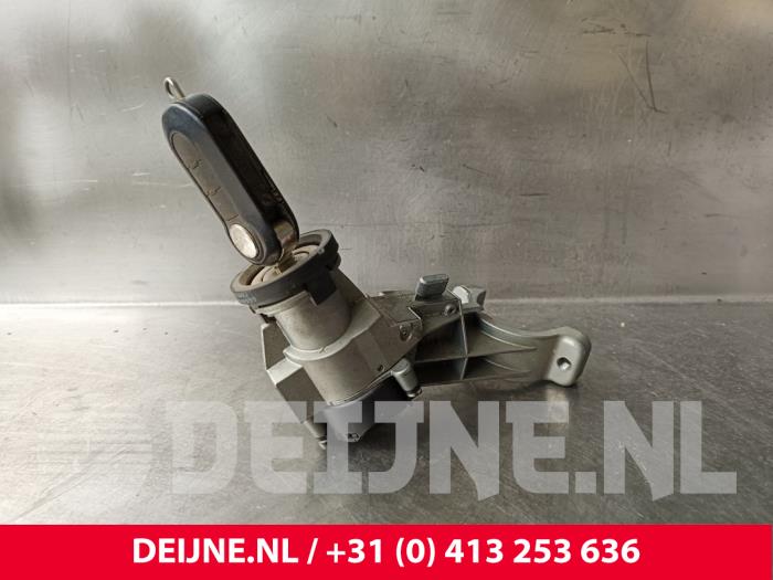 Iveco New Daily Zündschloss+Schlüssel O209880