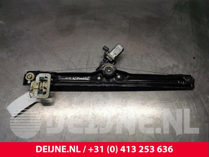 Iveco New Daily Fenstermechanik 2-türig links vorne O209909