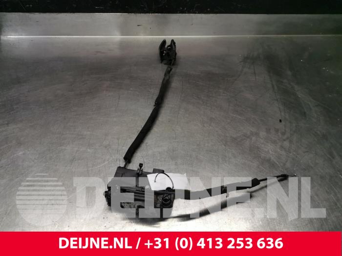 Iveco New Daily Türschlossmechanik 2-türig links O209910