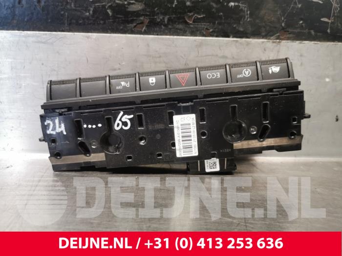 Renault Master Paniekverlichtings Schakelaar O209915