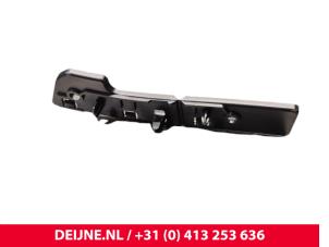 Citroen Berlingo Bumpersteun links-voor O9990002107 foto 4