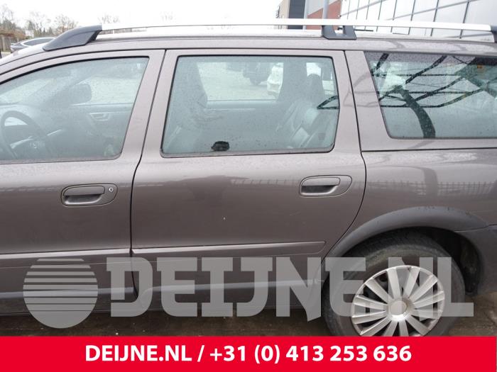 Volvo XC70 Portier 4Deurs links-achter O210055
