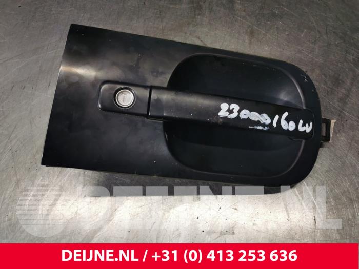 Hyundai H300 Türgriff 2-türig links O210153