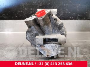 Renault Trafic Klimapumpe O210224 foto 2