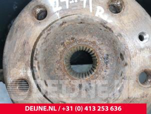 Renault Trafic Achsschenkel rechts vorne O210237 foto 2