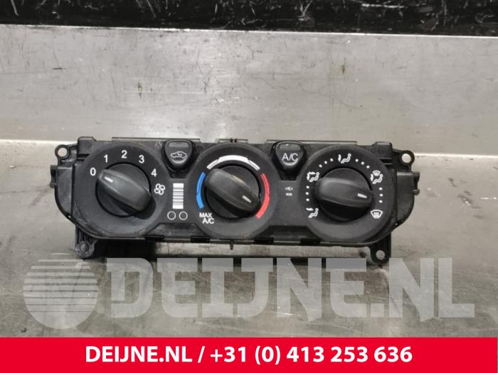 Ford Transit Heizung Bedienpaneel O210311