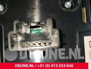 Ford Transit Radiobedienfeld O210318 foto 3