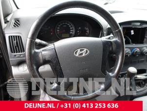 Gebruikte Stuurwiel Hyundai H-300 2.5 CRDi Prijs op aanvraag aangeboden door van Deijne Onderdelen Uden B.V.