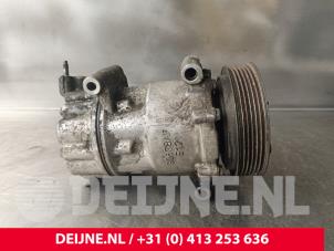 Citroen Berlingo Air conditioning pump O210617 photo 2
