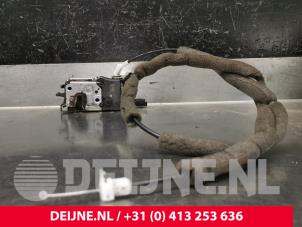 Citroen Berlingo Sliding door lock mechanism, right O210651 photo 2
