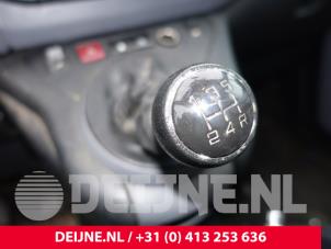 Gebruikte Versnellingspook Citroen Berlingo 1.6 Hdi 16V 90 Prijs op aanvraag aangeboden door van Deijne Onderdelen Uden B.V.