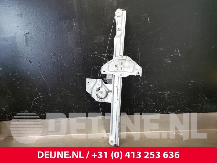 Citroen Berlingo Ruitmechaniek 2Deurs rechts-voor O210670