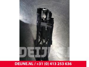 Volkswagen Caddy Door lock mechanism 2-door, left O210830 photo 3