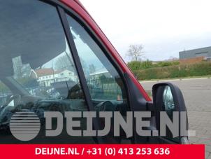 Gebruikte Ruit Driehoek rechts-voor Renault Master IV (FV) 2.3 dCi 125 16V FWD Prijs € 60,50 Inclusief btw aangeboden door van Deijne Onderdelen Uden B.V.