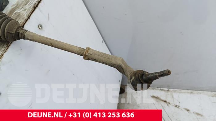 Stuurbekrachtiging Pomp van een Volvo V40 (MV) 1.6 D2 2015