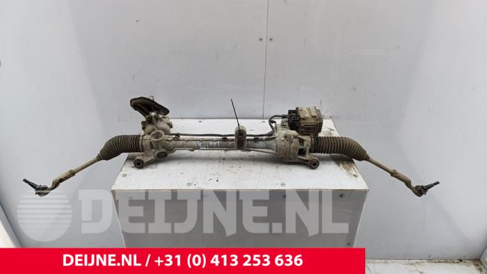 Stuurbekrachtiging Pomp van een Volvo V40 (MV) 1.6 D2 2015