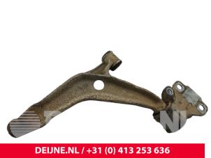 Ford Transit Connect Querlenker unten links vorne O211020 foto 2