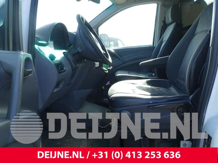 Mercedes Vito Steering column stalk O211103