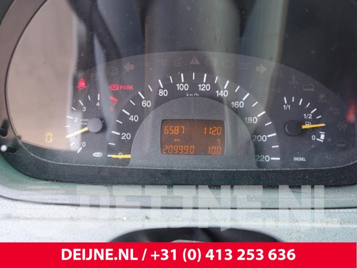 Mercedes Vito Odometer KM O211116