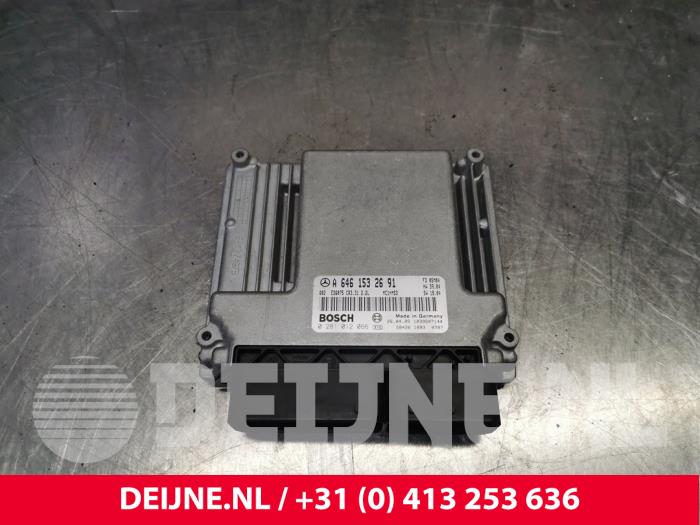 Mercedes Vito Engine management computer O211390