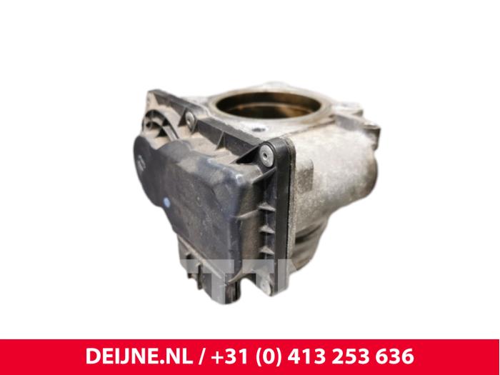 Gebruikte Gasklephuis Opel Vivaro 2.0 CDTI Prijs € 108,90 Inclusief btw aangeboden door van Deijne Onderdelen Uden B.V.