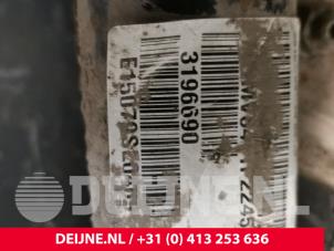 Volvo V40 Schokdemperpoot links-voor O211494 foto 3