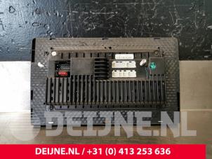 Mercedes Vito Display Multi Media control unit O211497 photo 3