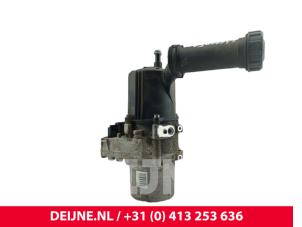 Peugeot Partner Power steering pump O211584 photo 2