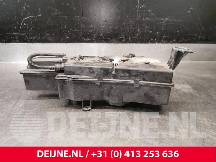 Peugeot Partner Additive tank O211801