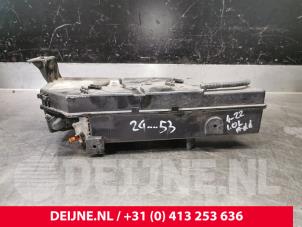 Peugeot Partner Additatief tank O211801 foto 3