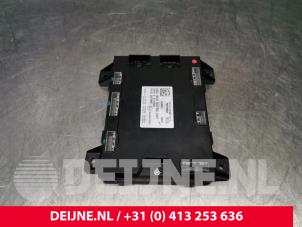 Tesla Model S Steuergerät Body Control O211816 foto 2