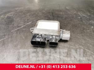 Gebruikte Koelvin module Tesla Model S 75 Prijs € 48,40 Inclusief btw aangeboden door van Deijne Onderdelen Uden B.V.