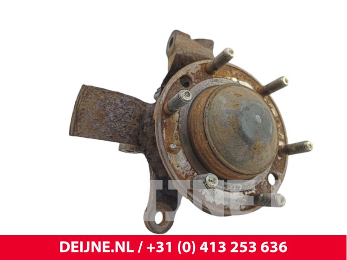 Hyundai H300 Achsschenkel links vorne O211881