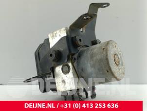 Hyundai H300 ABS Pumpe O211860 foto 2