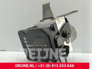 Hyundai H300 ABS Pumpe O211860 foto 3