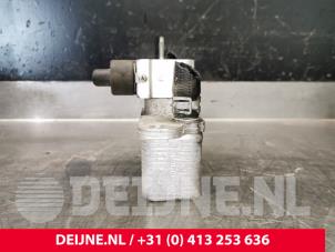 Tesla Model S Heat exchanger O211931 photo 3