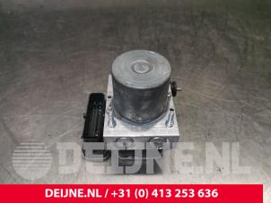 Ford Transit ABS Pomp O211947 foto 3