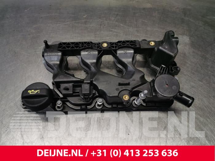 Opel Vivaro Kleppendeksel O212226