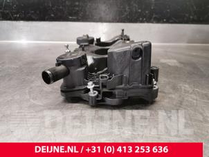 Opel Vivaro Ventildeckel O212226 foto 3
