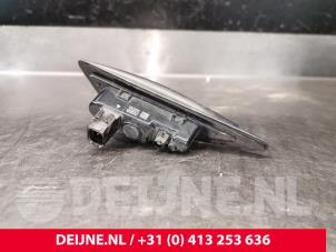 Tesla Model S Knipperlicht Scherm rechts-voor O212240 foto 3