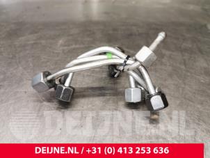 Opel Vivaro High-pressure fuel line O212242 photo 2