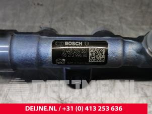 Opel Vivaro Einspritzdüse (Einspritzer) O212245 foto 3