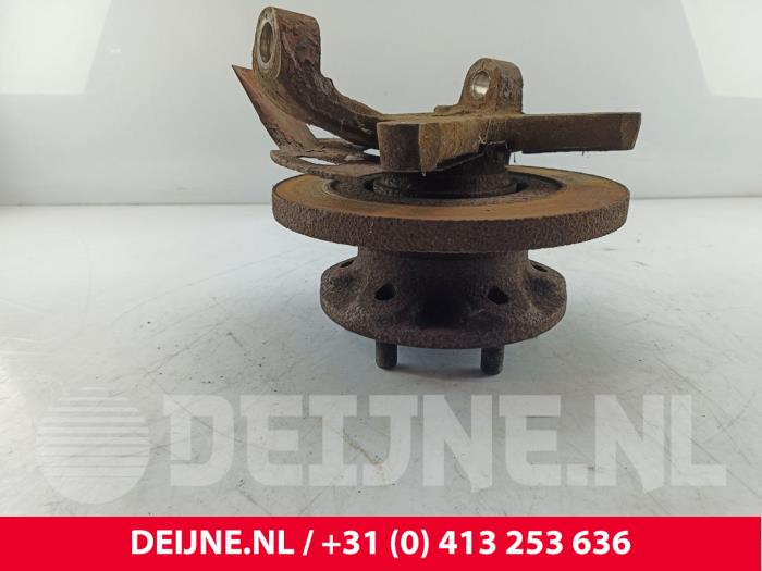 Iveco Daily Achsschenkel links vorne O212260