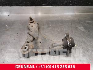 Mercedes Vito Draagarm onder links-voor O212312 foto 2