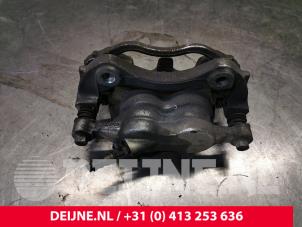 Ford Transit Custom Remklauw (Tang) rechts-voor O212363 foto 2