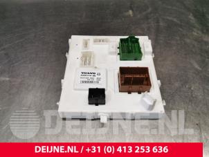 Gebruikte Central electronic module Polestar Polestar 2 78kWh Long Range Dual Motor Prijs € 332,75 Inclusief btw aangeboden door van Deijne Onderdelen Uden B.V.