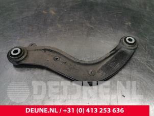 Gebruikte Draagarm boven rechts-achter Polestar Polestar 2 78kWh Long Range Dual Motor Prijs € 102,85 Inclusief btw aangeboden door van Deijne Onderdelen Uden B.V.