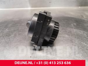 Mercedes Sprinter Licht Schalter O212477 foto 2