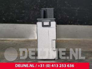 Volkswagen Transporter Koelvin relais O9990002118 foto 4